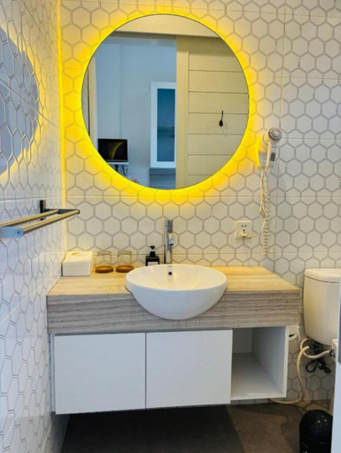 Bathroom 4, The Renon Residence King Bedroom 103, Denpasar