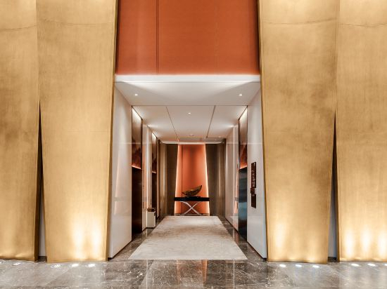 Hotel Interior/Public Areas