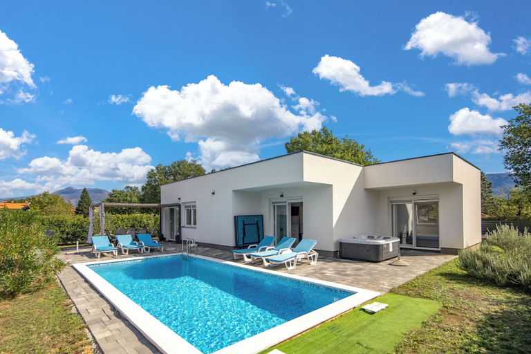 Sport & Beauty, Villa Blue Lagoon, Kršan