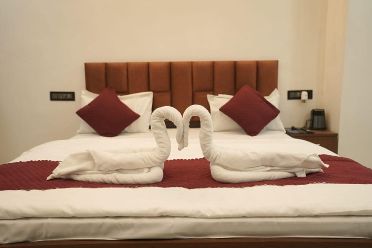 Room 2, OM Villa Heritage Varanasi, Varanasi