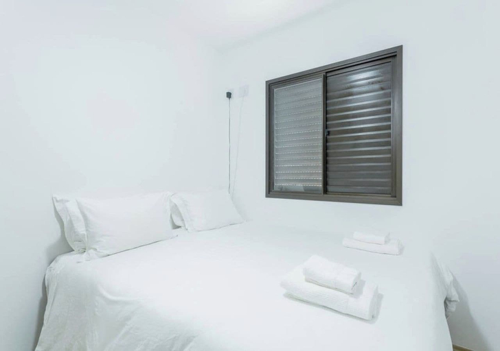 Room 2, First by Bhomy, São Paulo