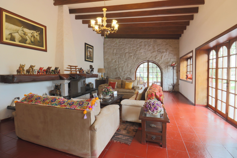 Living area 5, Cozy 12BR House with Pool in Pachacamac, Lima