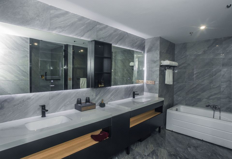 Bathroom 3, Shangyin International Hotel, Shanghai
