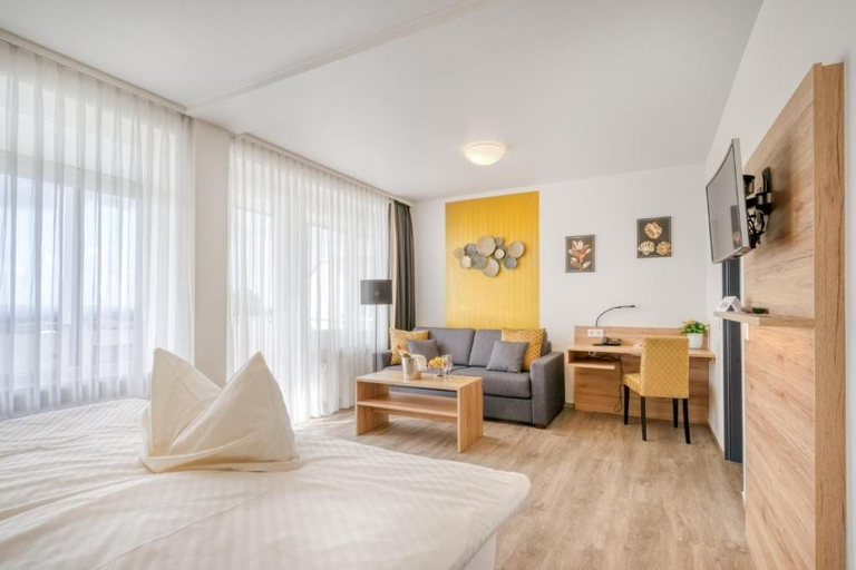 Bedroom 1, Hotel Wiehen-Therme, Minden-Lübbecke