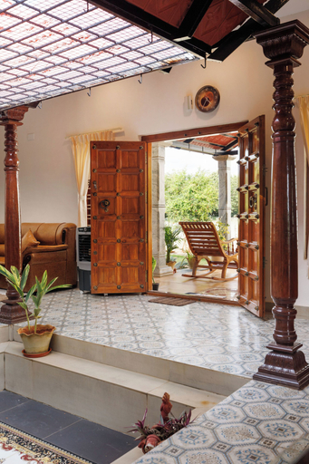 Courtyard 3, Vanasiri by Stayjadegardenbbq30min Airport, Bangalore Rural