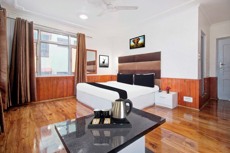 Room 4, Collection O Srinagar Jhelum Riverside, Srinagar