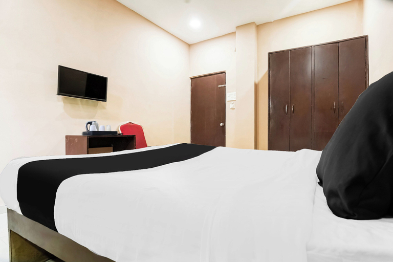 Room 3, Hotel O Hingna Road Near Rachana Metro, Nagpur