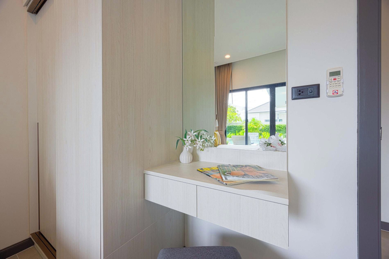 Room 3, Modern 3BR Villa with Private Pool (NR1), Hua Hin