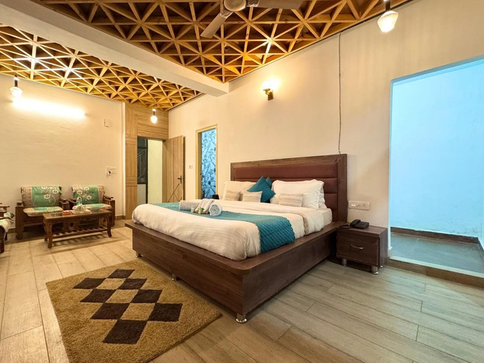 Room 5, Mid Hills, Solan