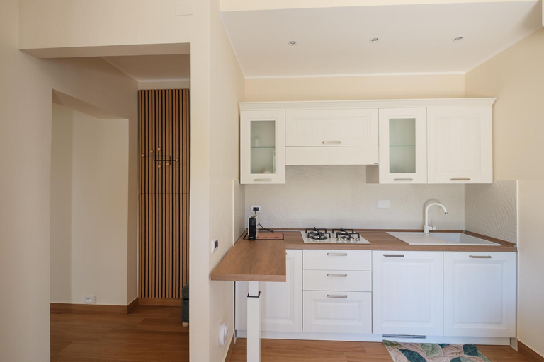 Others 5, Gioia apartment, Latina