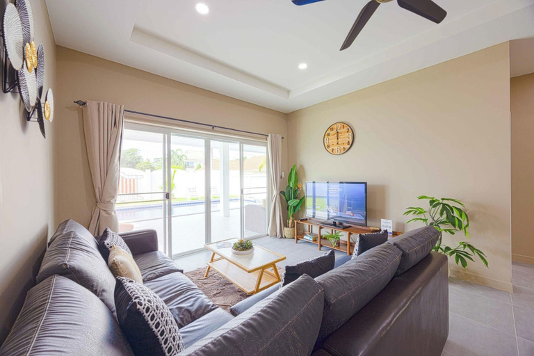 Living area 2, Cozy 3BR Villa with Pool&Garden (PV9), Hua Hin