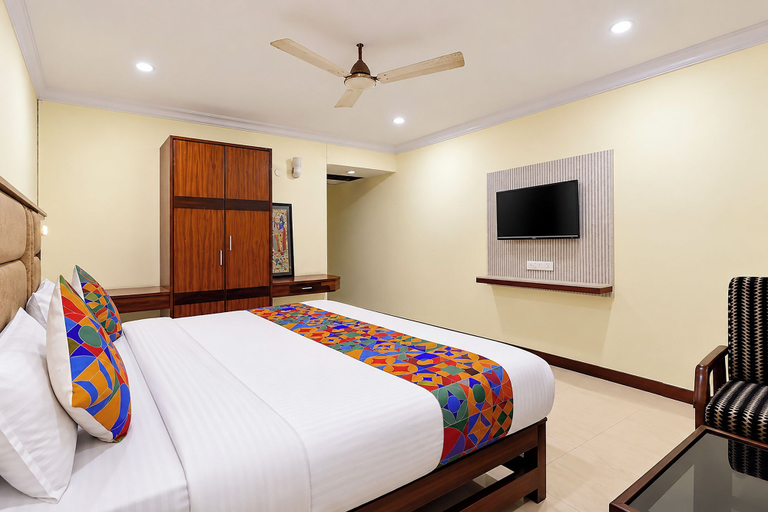 Room 5, FabHotel Waltair Center, Visakhapatnam