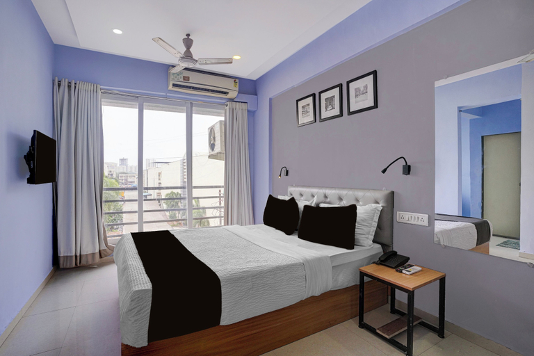 Room 5, Collection O Bhumi World Industrial, Thane