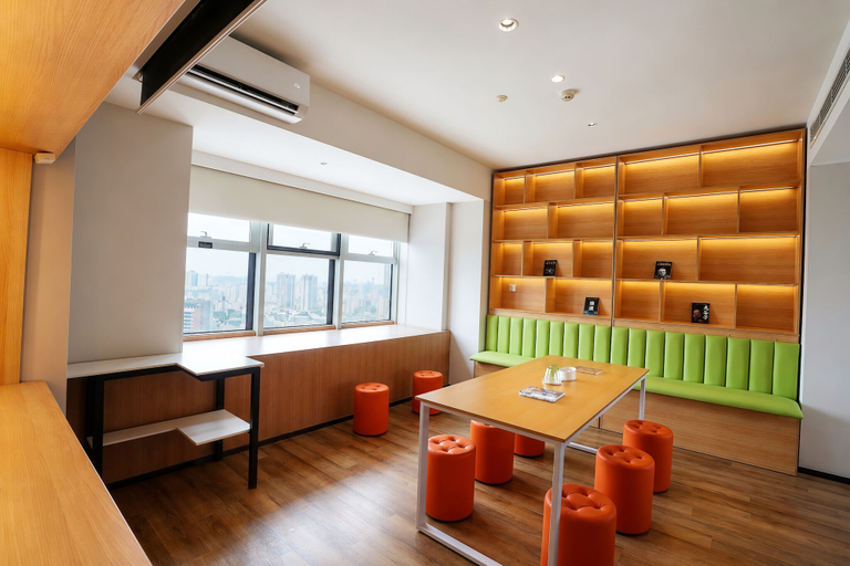 Interior 3, Slow Walker Youth Hostel, Chengdu
