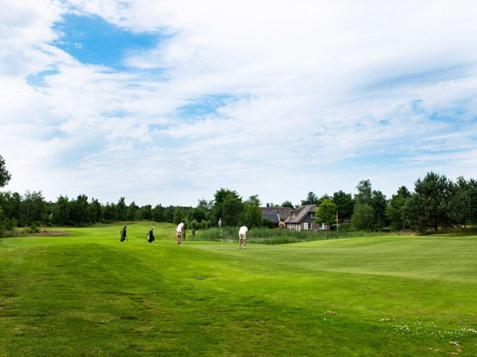 Golf, Holiday Home With 2 Bedrooms, Ooststellingwerf