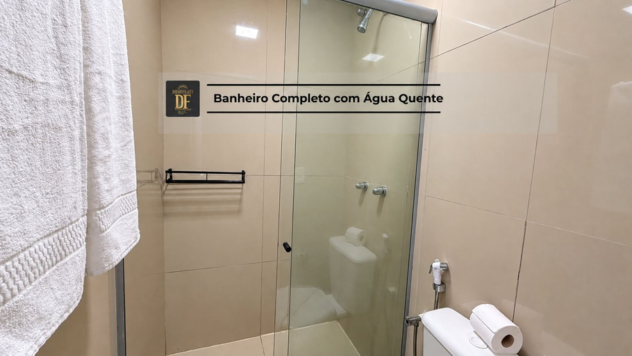Bathroom 4, VG Fun Signature by Diego Flats, Fortaleza