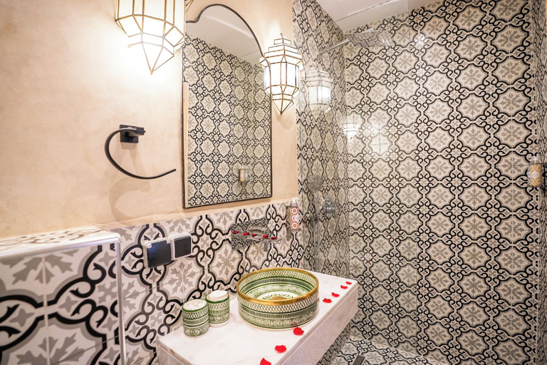 Bathroom 4, Riad Nah Nah & SPA, Marrakech