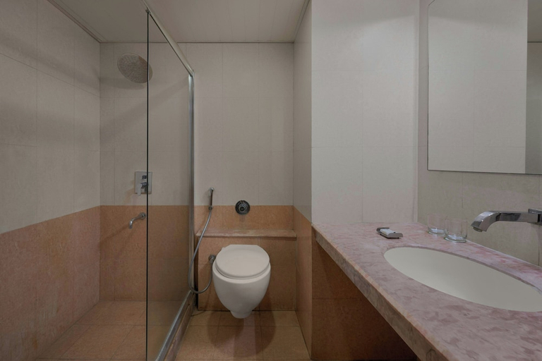 Bathroom 5, The Fern Residency Hubballi, Series by Marriott, Dharwad