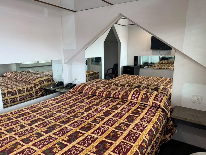 Room 2, La Palma Motel - Redlands, San Bernardino