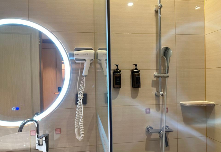 Bathroom 3, Vienna Hotel (Liuzhou Airport Liushi Road Bridge), Liuzhou