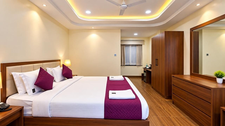 Room 4, Hotel Lavish Grand, Guntur