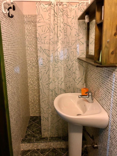 Bathroom 2, Holiday Home Case Blu, Messina
