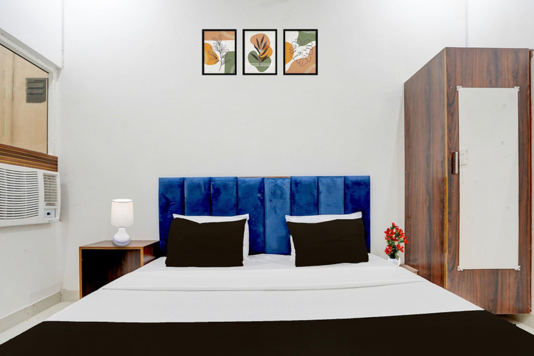 Room 4, Super Hotel O Mathura-bharatpur, Mathura