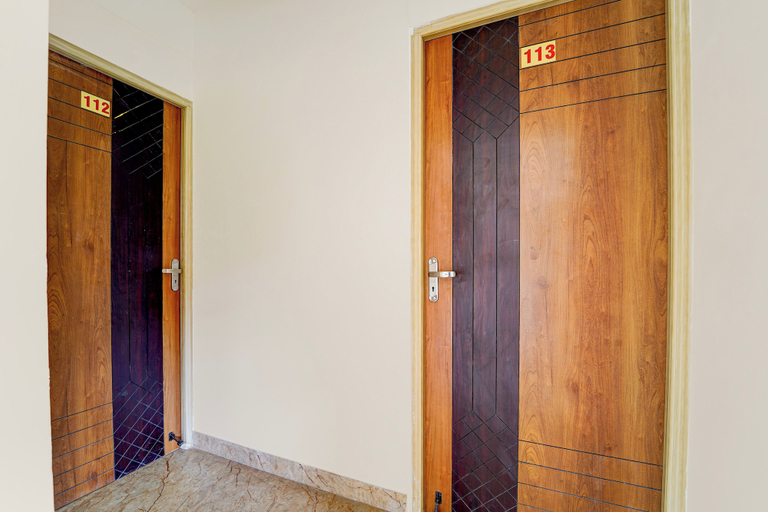 Lobby 3, Townhouse MK University Bus Terminal Madurai, Madurai