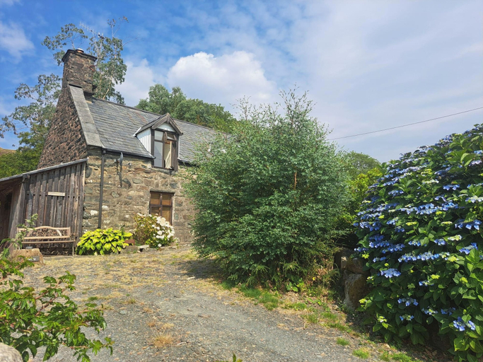 Exterior 5, Waen Fechan Mountain Retreat Sleeps 5 With Fire, Gwynedd