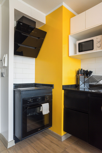 Private kitchen 4, Modern Apartment in Ñuñoa for 3 Guest, Cordillera
