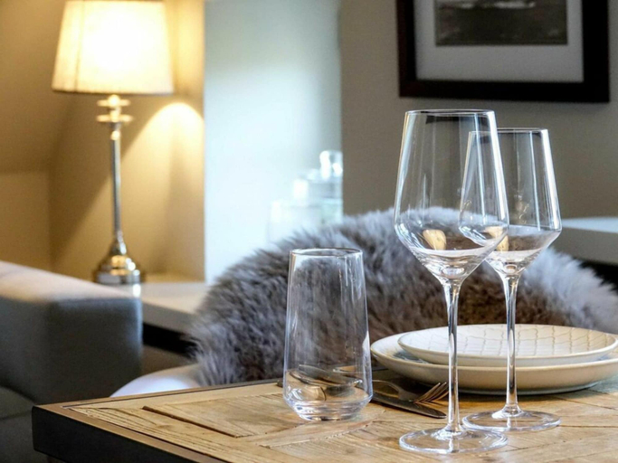 Dining 2, Witthus 15 - Stylish Living Under a Thatched Roof, Nordfriesland