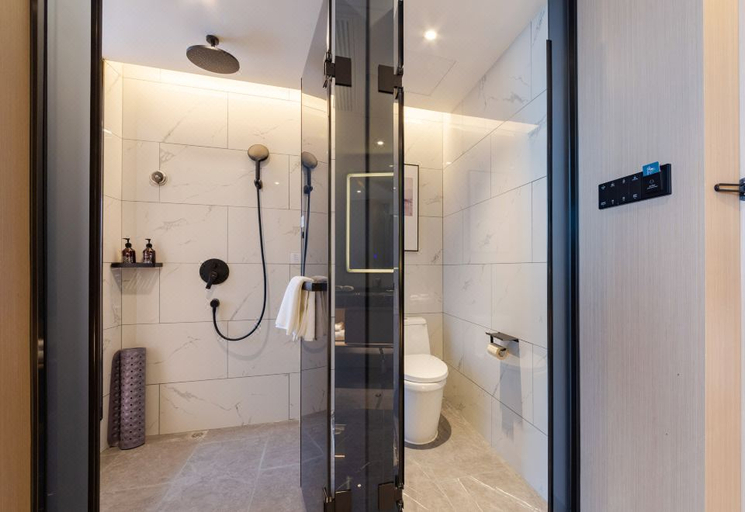 Bathroom 3, GreenTree Eastern Hotel Wuhan Optics Valley Donghu Wuhan University, Wuhan