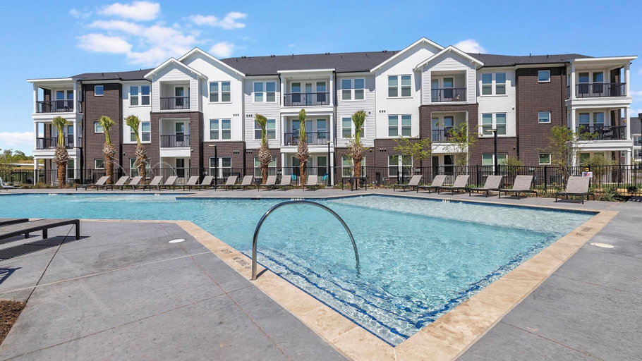Exterior 4, Landing Amazing 1BD in Whitestone, Tarrant