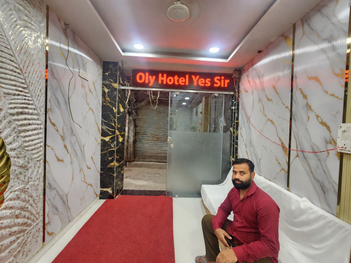 Lobby 1, Oly Hotel Yes Sir, Delhi