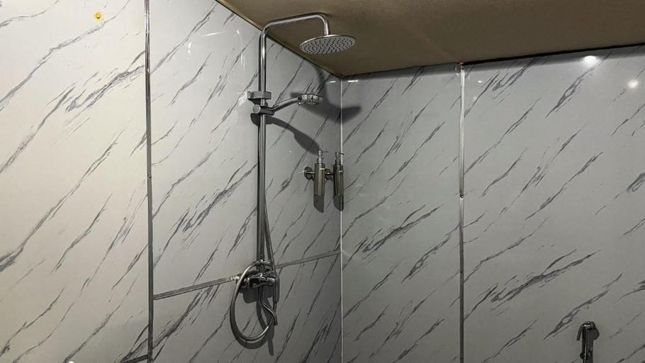 Bathroom 4, Remal Retreat Bidiyah, Biddiya