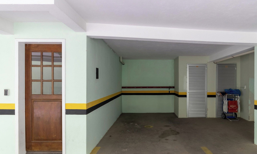 Others 5, Penthouse W/terrace 5 min From the Beach Cos302, Florianopolis