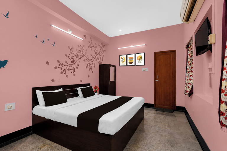 Room 3, Collection O Sector 7 Cuttak, Cuttack