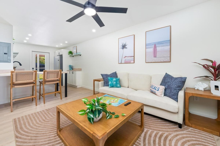 Living area 4, Big Island Kahaluu Surf Boutique #2 2 Bedroom Apts, Hawaii