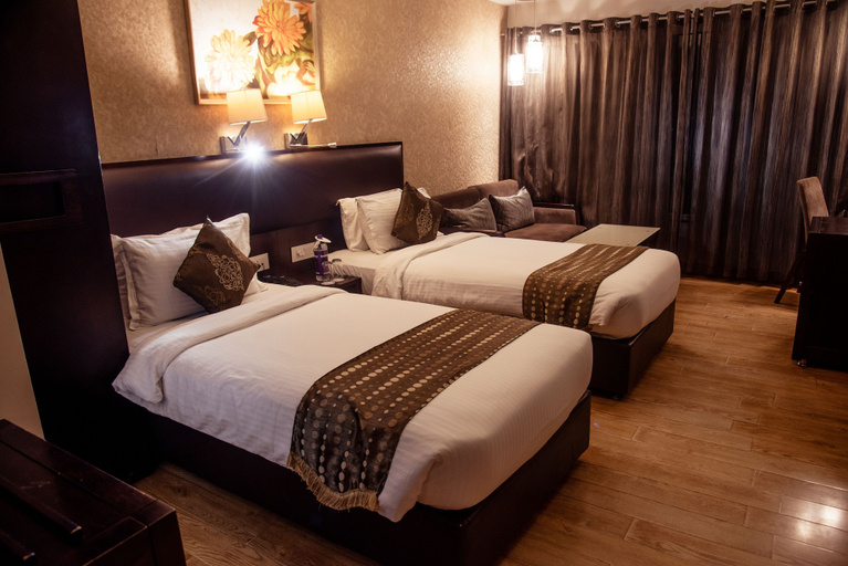 Room 5, Nandankanan Hotel & Resorts, Dewas