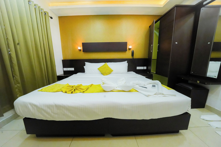 Room 2, Kay Pee's Grande, Ernakulam