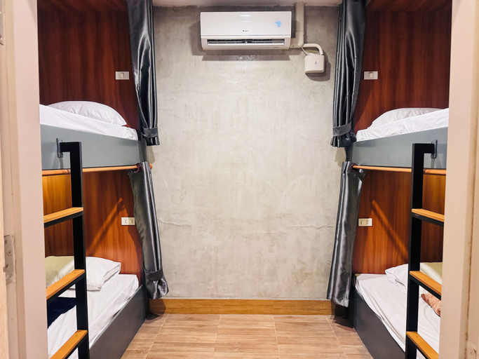 Room 5, Lao Smart Box Hostel, Vientiane