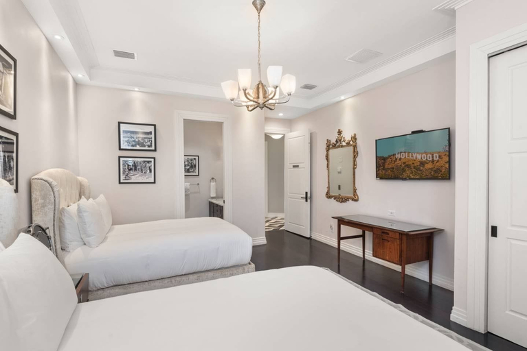 Room 3, Eclectic Estate With Location Themed Bedrooms at Reunion, Osceola
