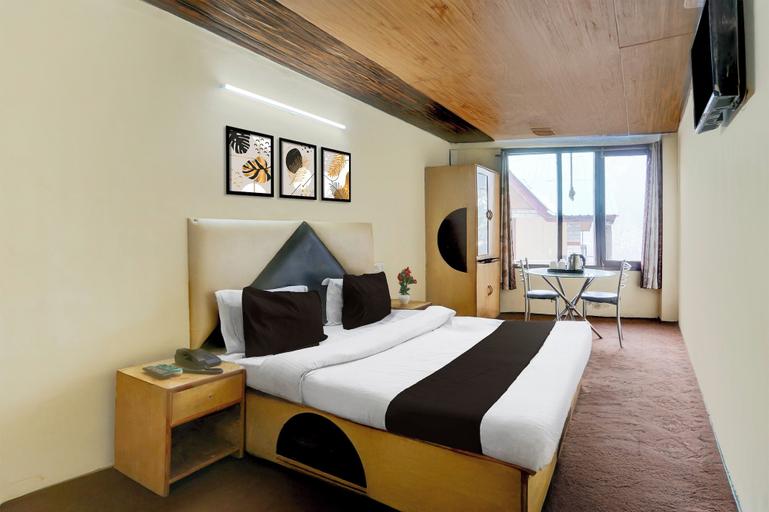 Room 5, Hotel O Simsa Near Kanyal Road, Kullu