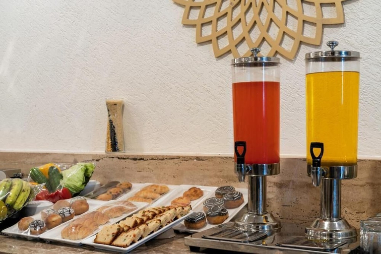 Food & Drinks 5, Cygnett Inn Paras, Dehradun