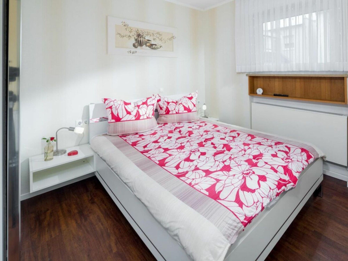 Room 2, Holiday Apartment in Norderney With Wi-fi, Aurich