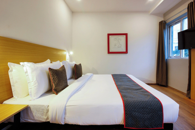 Room 2, Super Townhouse RCC Elite, Hyderabad