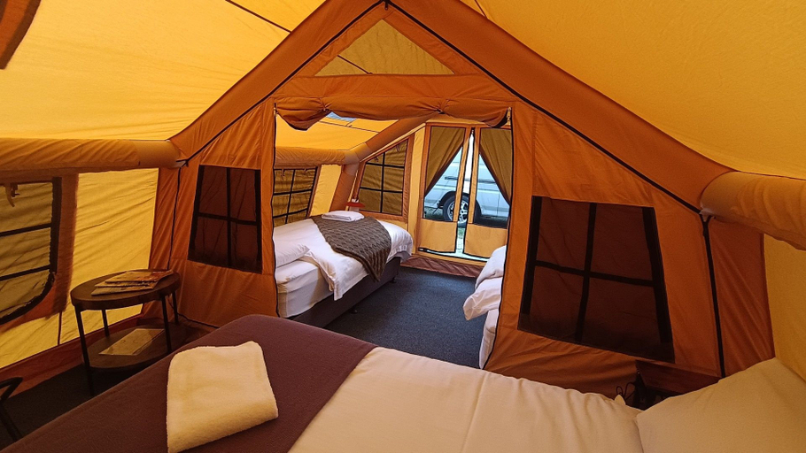Bedroom 3, Omeo Holiday Park, E. Gippsland Bal