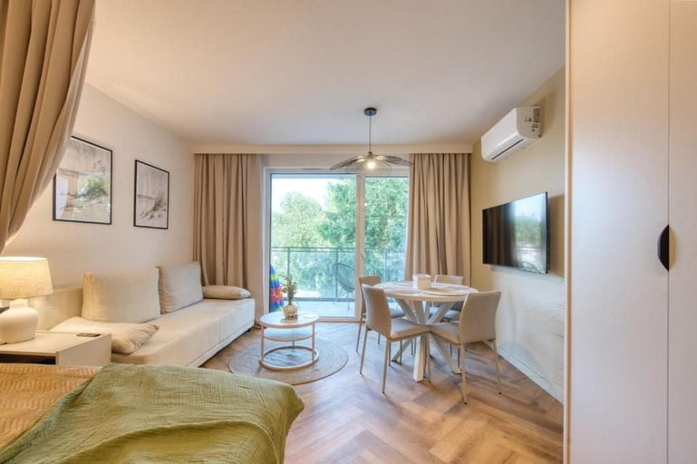 Living area 3, Apartamenty Wydmove by Q4 Apartments, Lębork