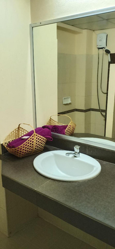 Bathroom 3, Banyan Resort Bangsan, Muang Chon Buri