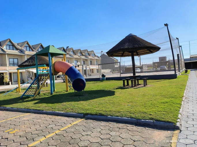 Children's area, Houses in a Beachfront Condominium With a Swimming Pool in Itajuba - Mcss, Barra Velha